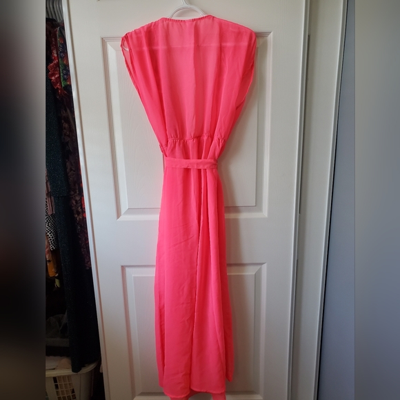 Beaded Beach Coverup - Picture 4 of 4